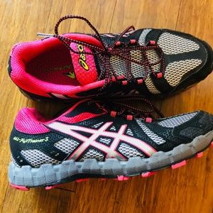 ASICS Gel FujiTrainer Women's Sneakers Size 7